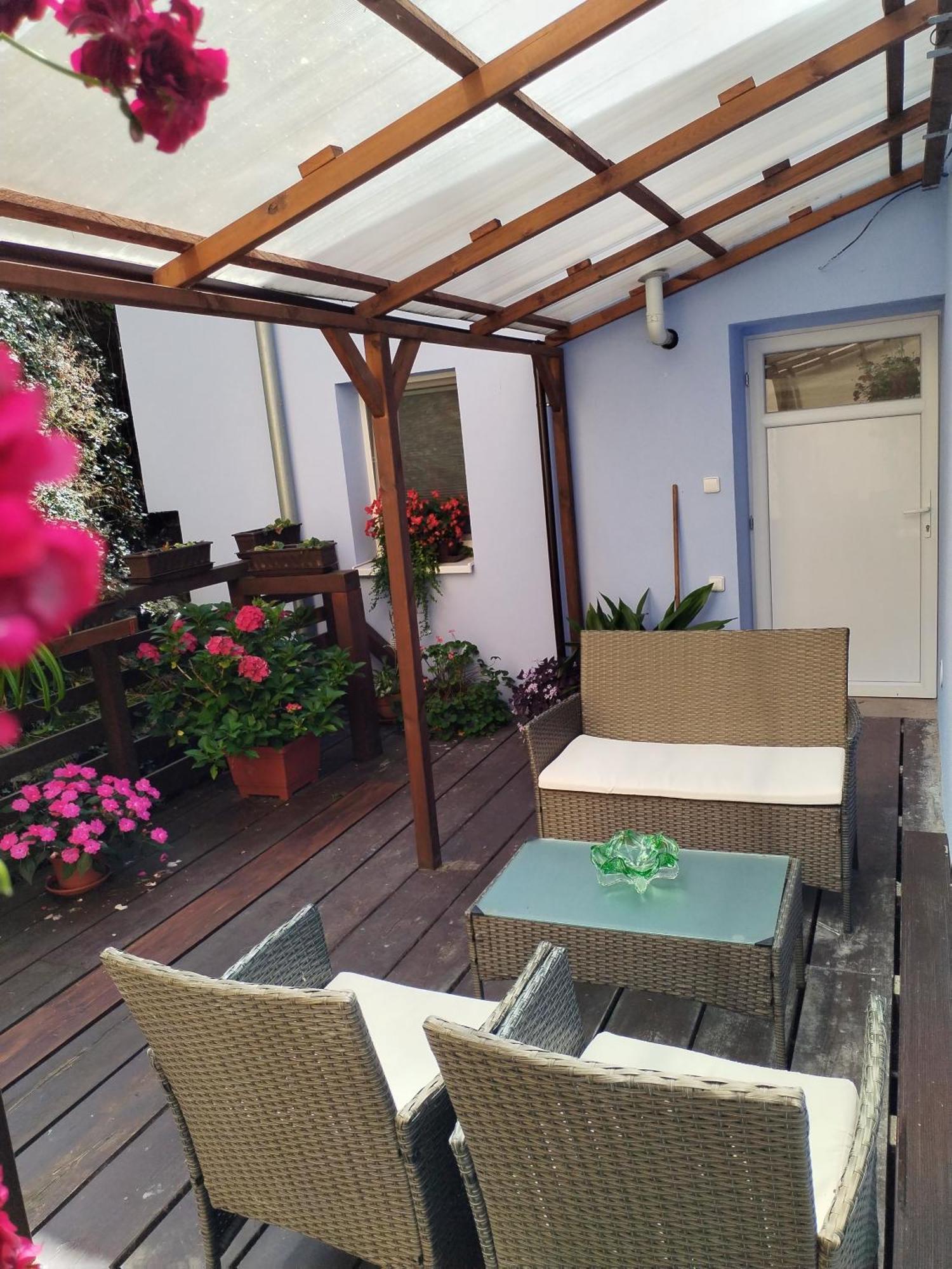 Apartman Modry Dum Vranov nad Dyji Exterior photo